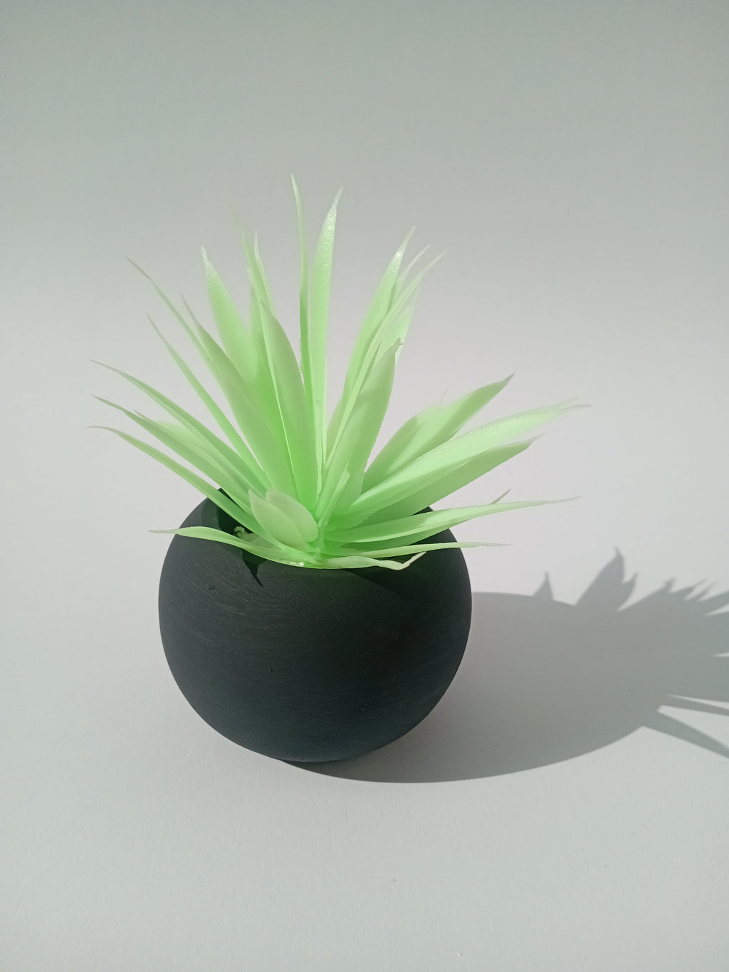 Artificial Succulent Plants in Round Ceramic Pot – Artificial Plant Decoration for Home, Office, Desk, Living Room Decor & Gifts Pots For Decoration
