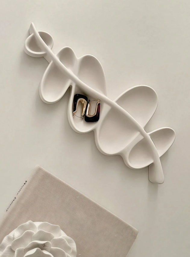 1PC Curved Display Plate | Decorative Jewelry Storage Tray | Minimalist Home Decor Display Tray | DIY Resin Casting Display Plate | Vanity Organizer | Gift Decoration